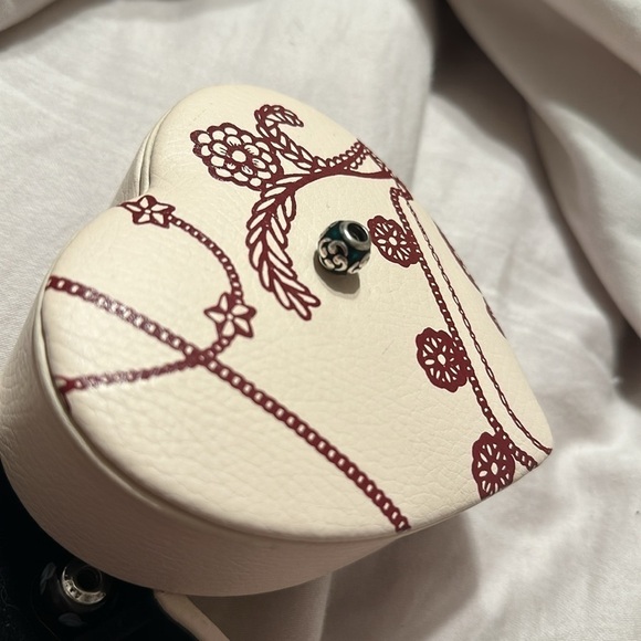 Pandora Charm - Picture 4 of 4